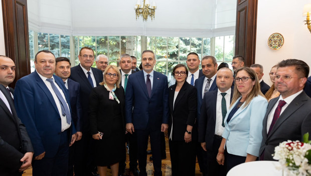 Bakan Fidan, Bulgaristan’daki Türk iş insanlarıyla bir araya geldi