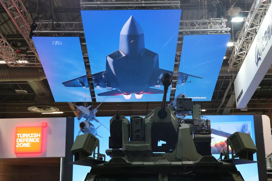 Türk savunma sanayisi Fransa’da Eurosatory Fuarı’nda boy gösteriyor